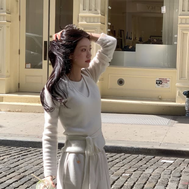 택o새제품) 르플레인 홀터 레이어드 니트