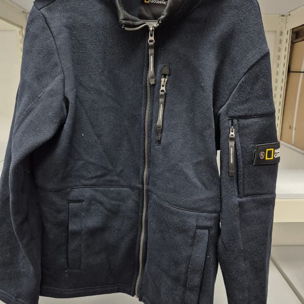 네셔널지오그래픽 몬타나 니트 집업 사이즈 105 팝니다