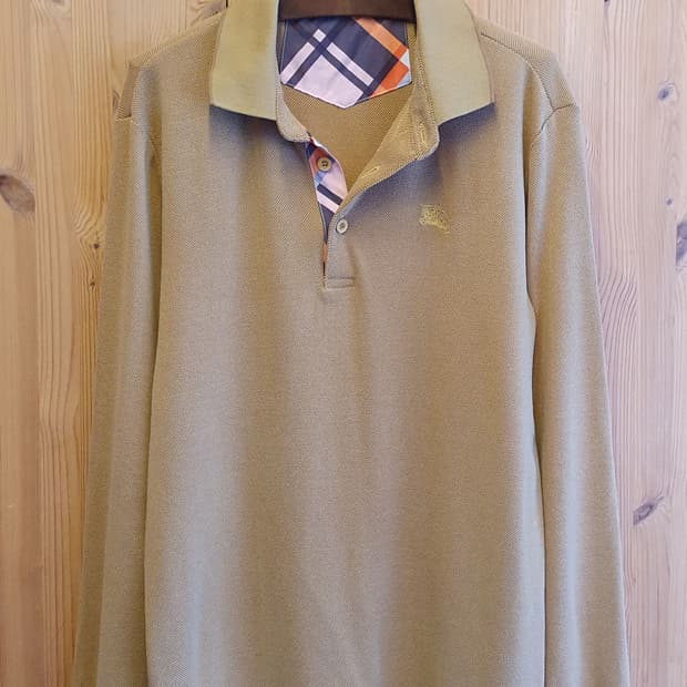 95.버버리 긴팔 카라티