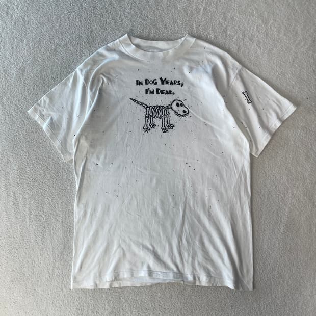 90s In Dog Years, I’m Dead 싱글스티치 반팔 티셔츠 