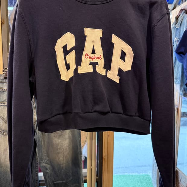 갭 오리지널 네이비 크롭 맨투맨