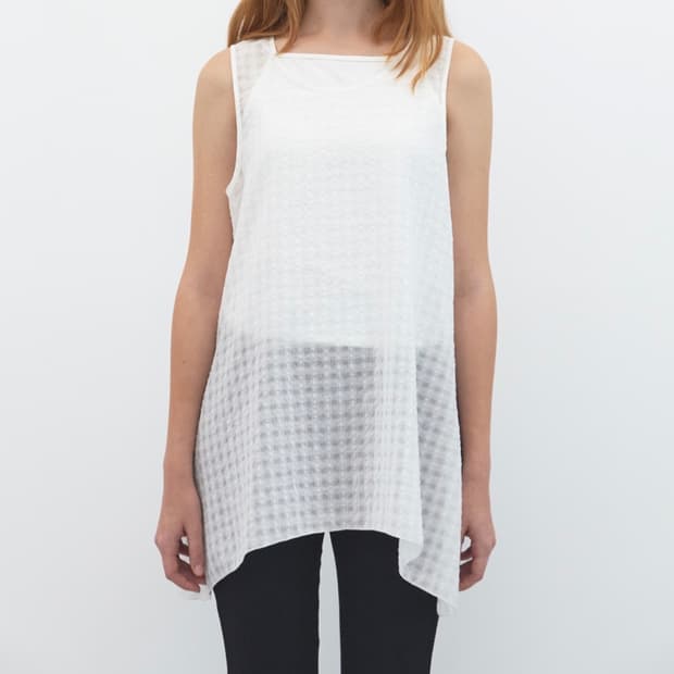 넷 체크 슬리브리스 탑 - White