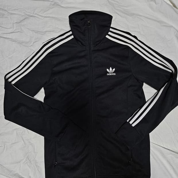 아디다스 오리지날스 파이어버드 트랙탑 져지 블랙 100