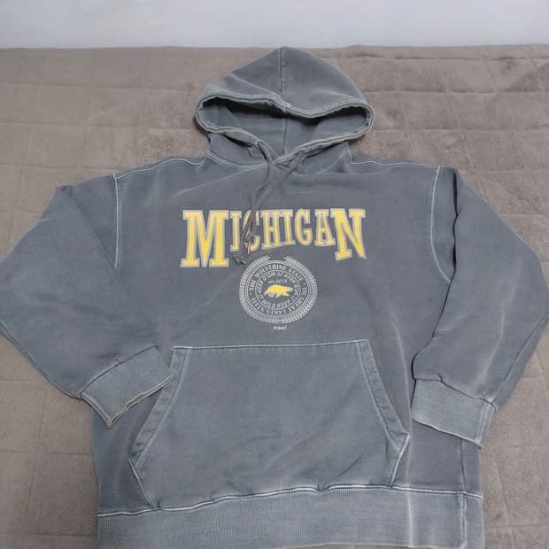 트래블 미시간 울버린 후드티 M