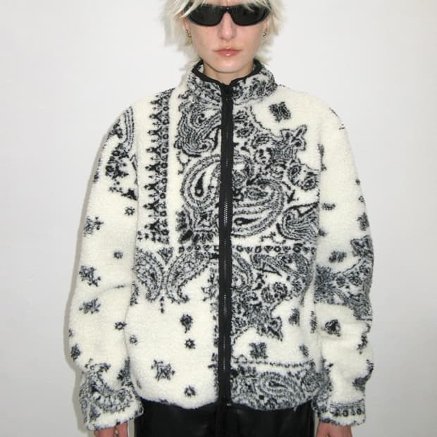 썬번프로젝트 페이즐리 플리스 아이보이