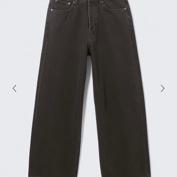 위크데이 아스트로진 (블랙)