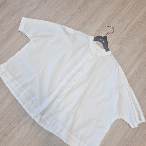 무지(MUJI)화이트라운드면블라우스