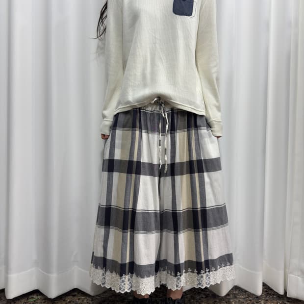 mori check pants