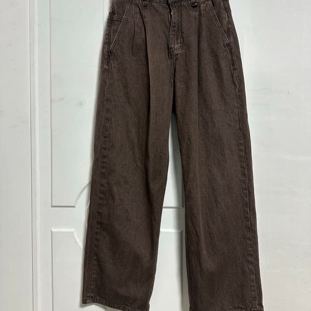 포트너스 투턱 와이드 브라운 팬츠