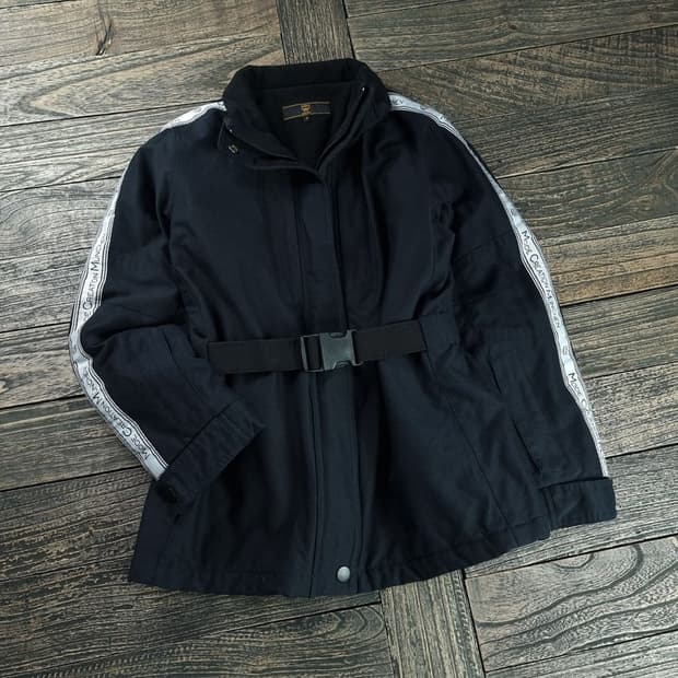 [엠씨엠] 안감 후리스 벨티드 나일론 자켓 M18457