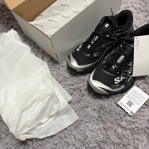 살로몬 메종마르지엘라 XT-mm6 블랙 실버 260사이즈