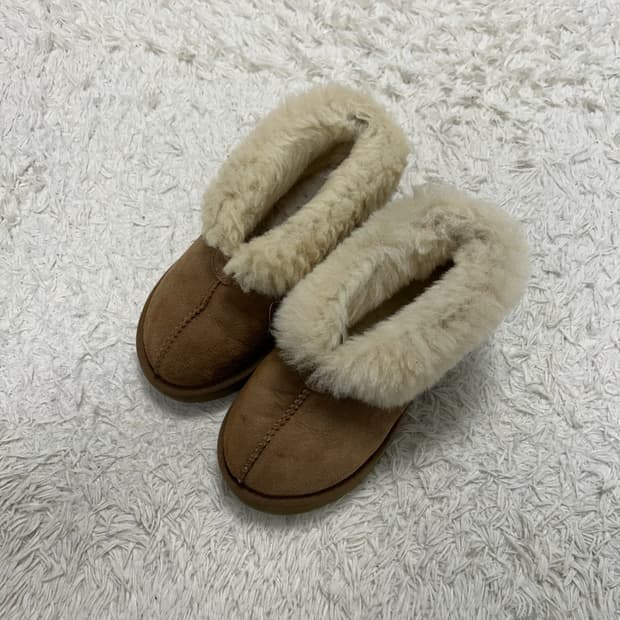 UGG Short Boots