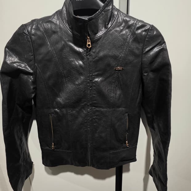 GUESS 양가죽 자켓 여성 S 블랙