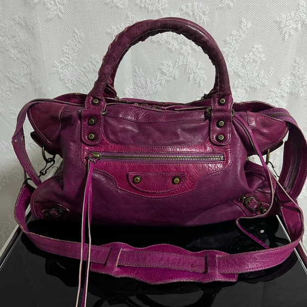 발렌시아가 클래식 모터백