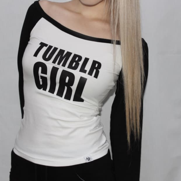 landminegirl TUMBLR GIRL t-shirt