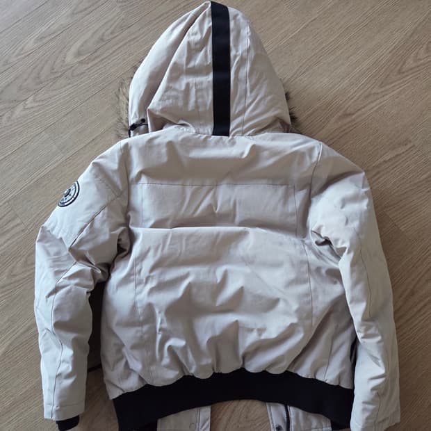 (네고가능)네파 패딩