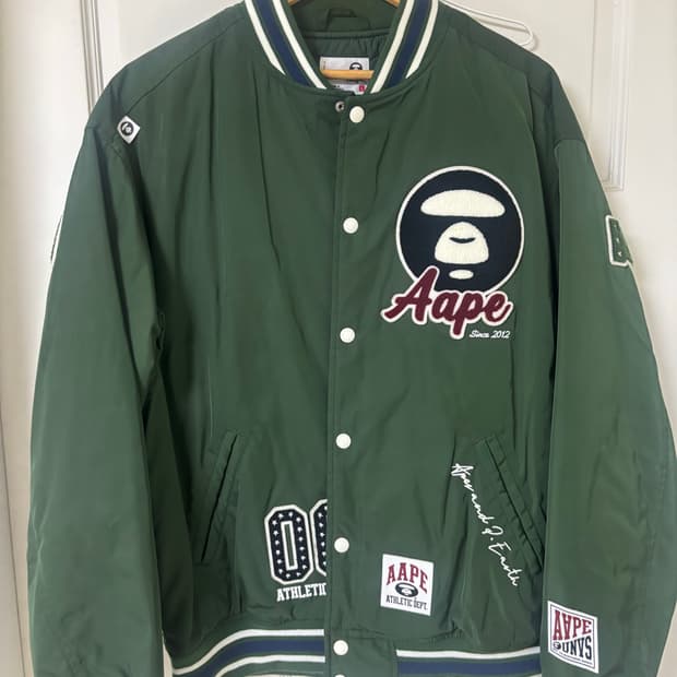 Aape 에이프 바시티자켓
