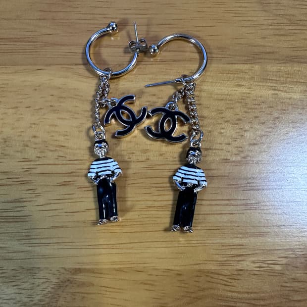 영국병정 귀걸이