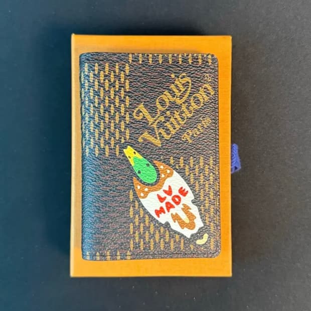 루이비통 x 니고 덕(duck) 반지갑