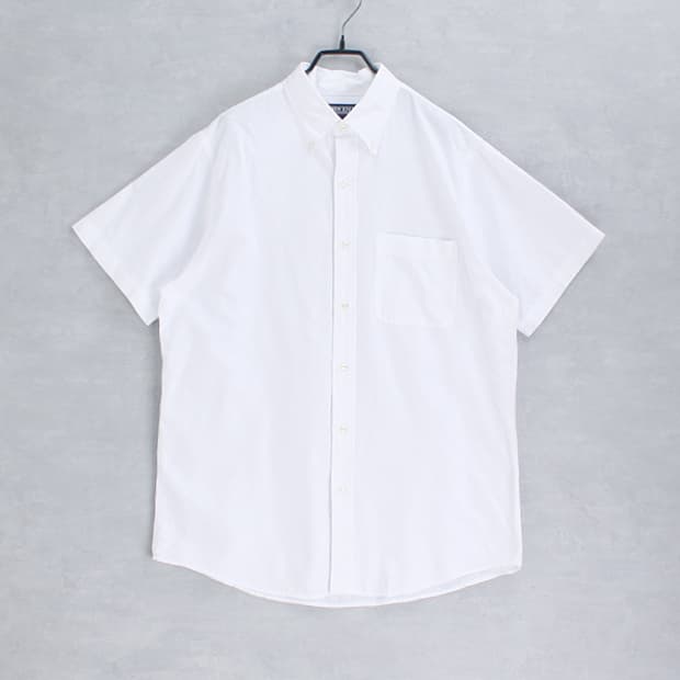 LANDS' END _ white cotton B.D. shirt