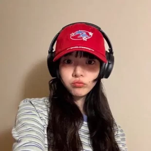 아이묭 카키스 스트라이프 보더티 L