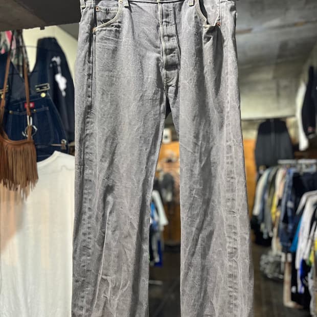 LEVI’S 501 GREY DENIM (Tag W40 / Fits W3