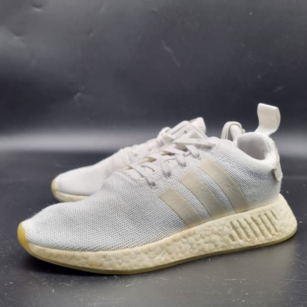 아디다스 NMD R1 스니커즈250