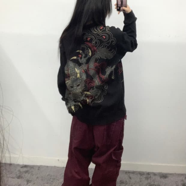 재패니즈 드래곤 프린팅 맨투맨