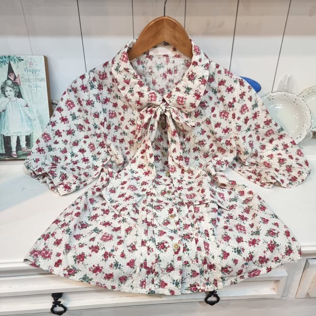 리즈리사 플라워 리본 블라우스