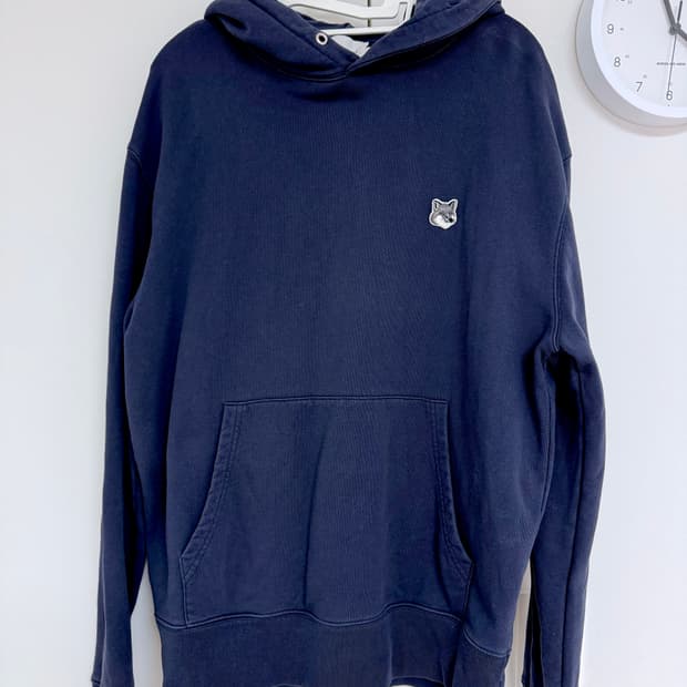 메종키츠네 후드티