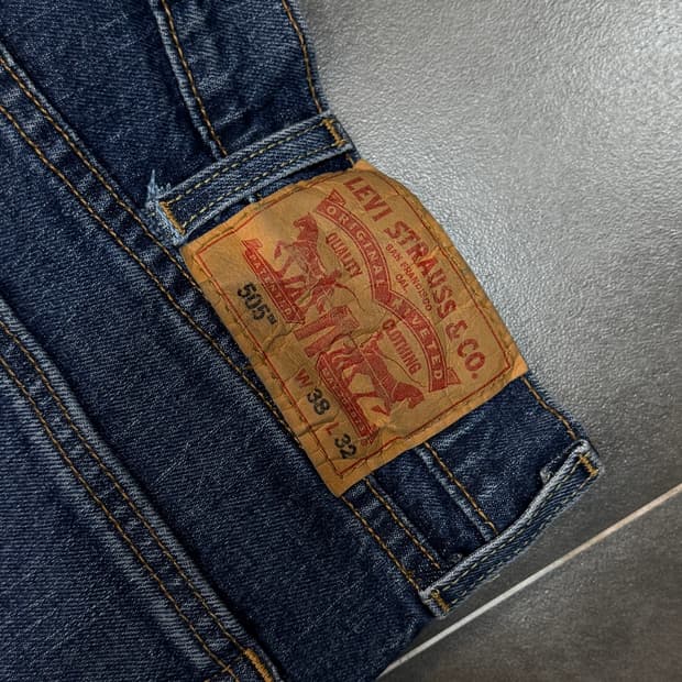 LEVIS 505