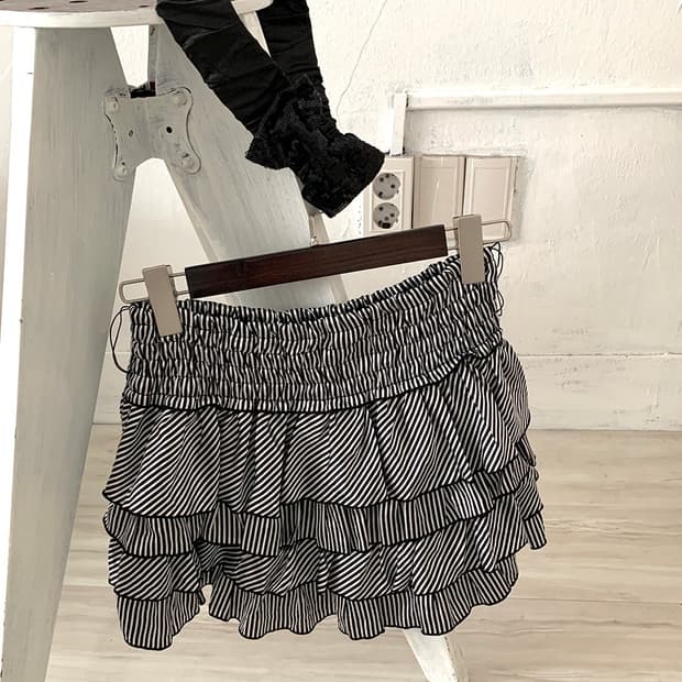 Striped satin tiered mini skirt + ribbon