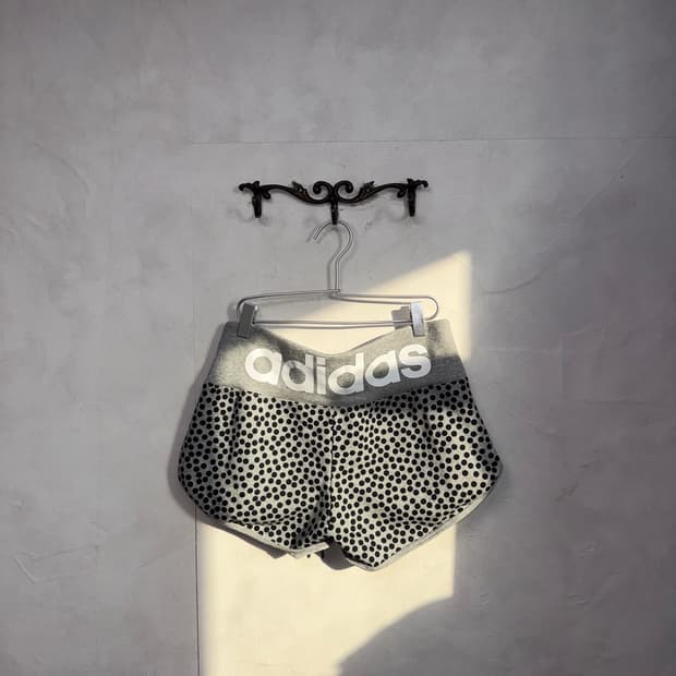 Adidas gray dot logo cotton shorts