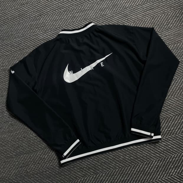 나이키 우먼스 드라이핏 러닝 윈드 브레이커 웜업 y 4007