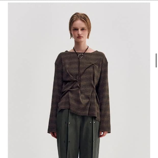 KIMZISU DOZI - Raw Edge Pinched Pullover