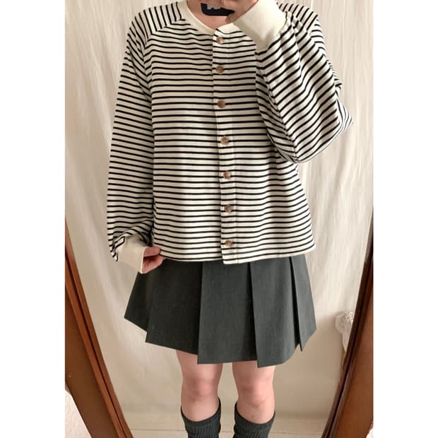 스트라이프 단가라 맨투맨 가디건