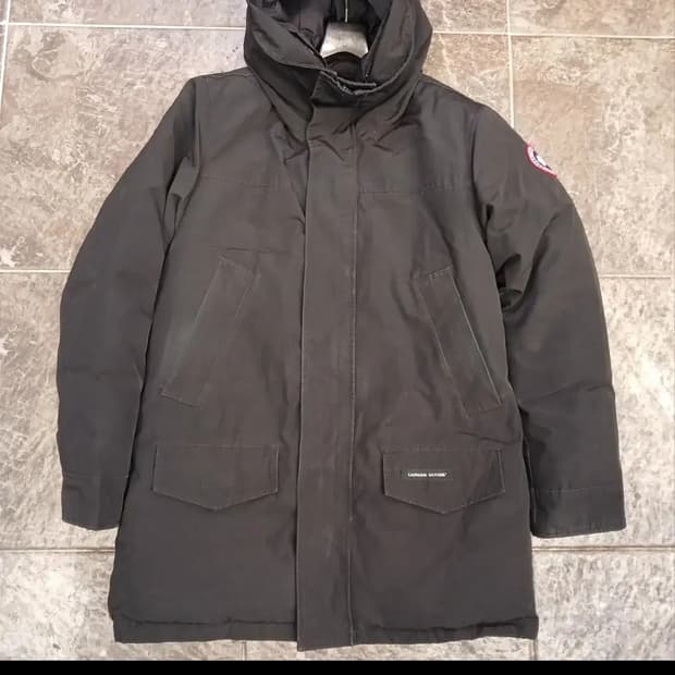 케나다구스 (매장판)정품 패딩