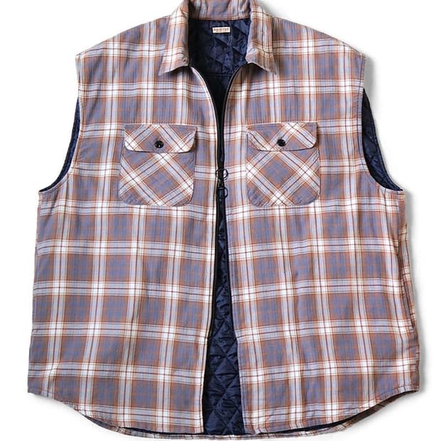 캐피탈 플란넬 체크 x 퀼티드 슬리브리스 베스트 네이비