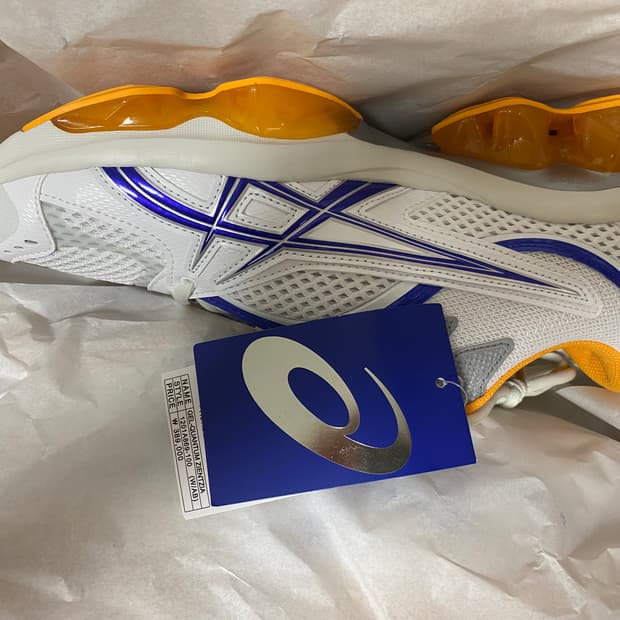 [275] 키코 코스타디노브 아식스 지엔치아