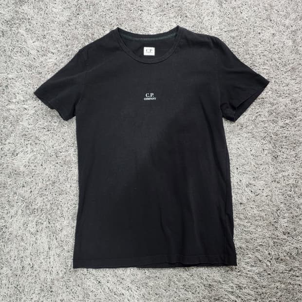 C.P 컴퍼니 반팔 티셔츠 100