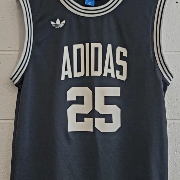 [95.M] 아디다스 X 니고베어 콜라보 농구져지(민소매티셔츠) 판매