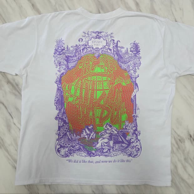 스투시 월드 반팔 티셔츠