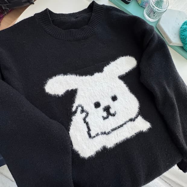 블랙 화이트 토끼패턴 니트 긴팔 스웨터