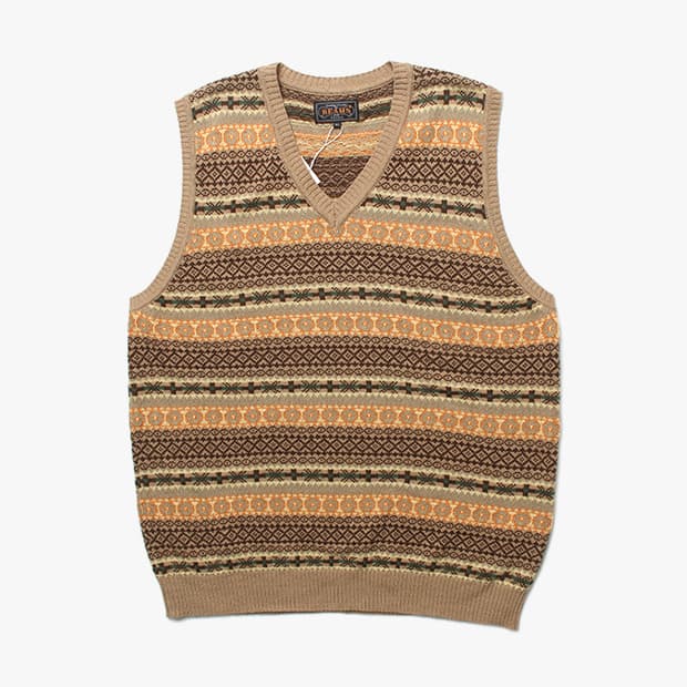 BEAMS PLUS "Pattern Knit Vest"