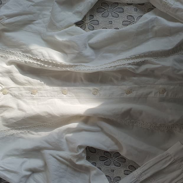 [지뢰계] 화이트 레이스 블라우스