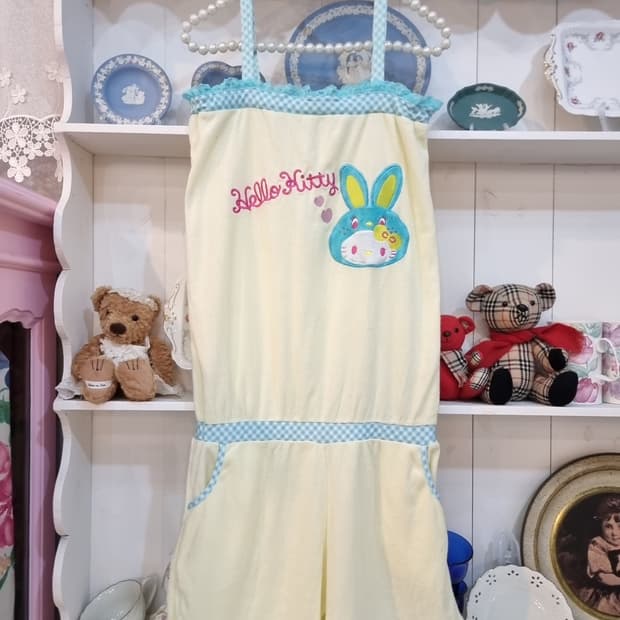 Hello Kitty 일본한정 파스텔 점프수트