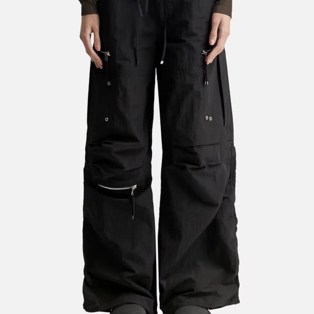 Nache puckering jogger pants