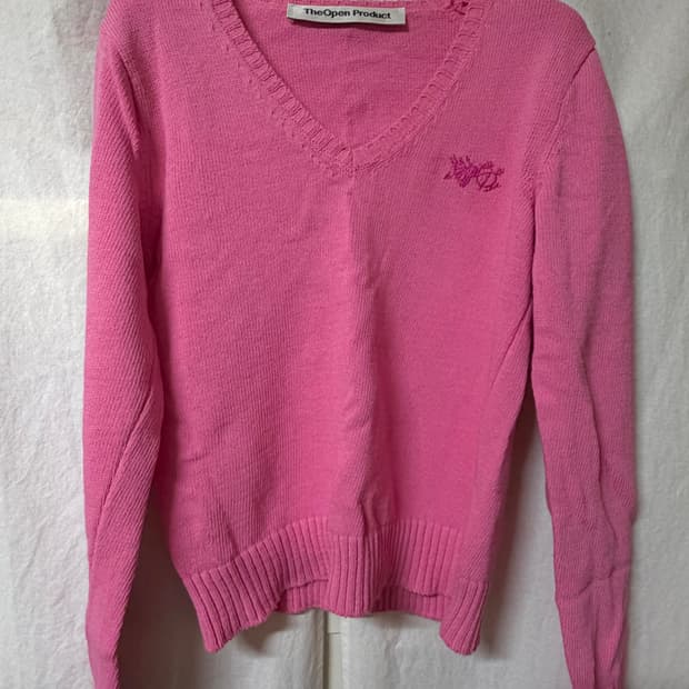더오픈프로덕트 오픈와이와이 핑크 브이넥니트