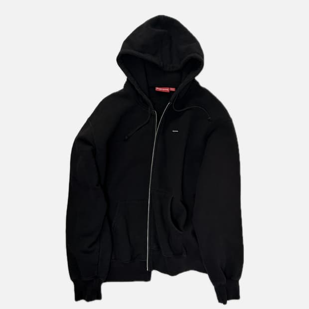 슈프림 스몰 박스 후드 집업 스웨트 셔츠 블랙 M사이즈 (23fw)팝니다