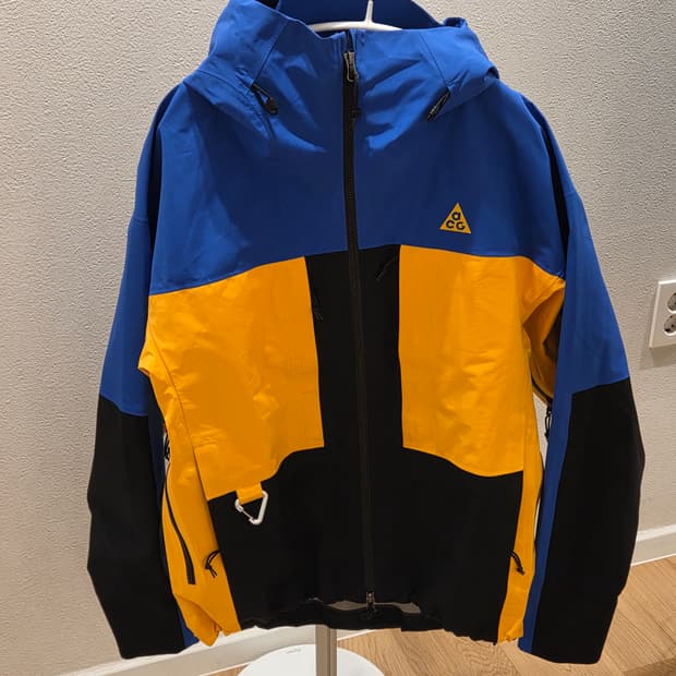 나이키acg 미저리릿지 자켓 아시아M사이즈(105)